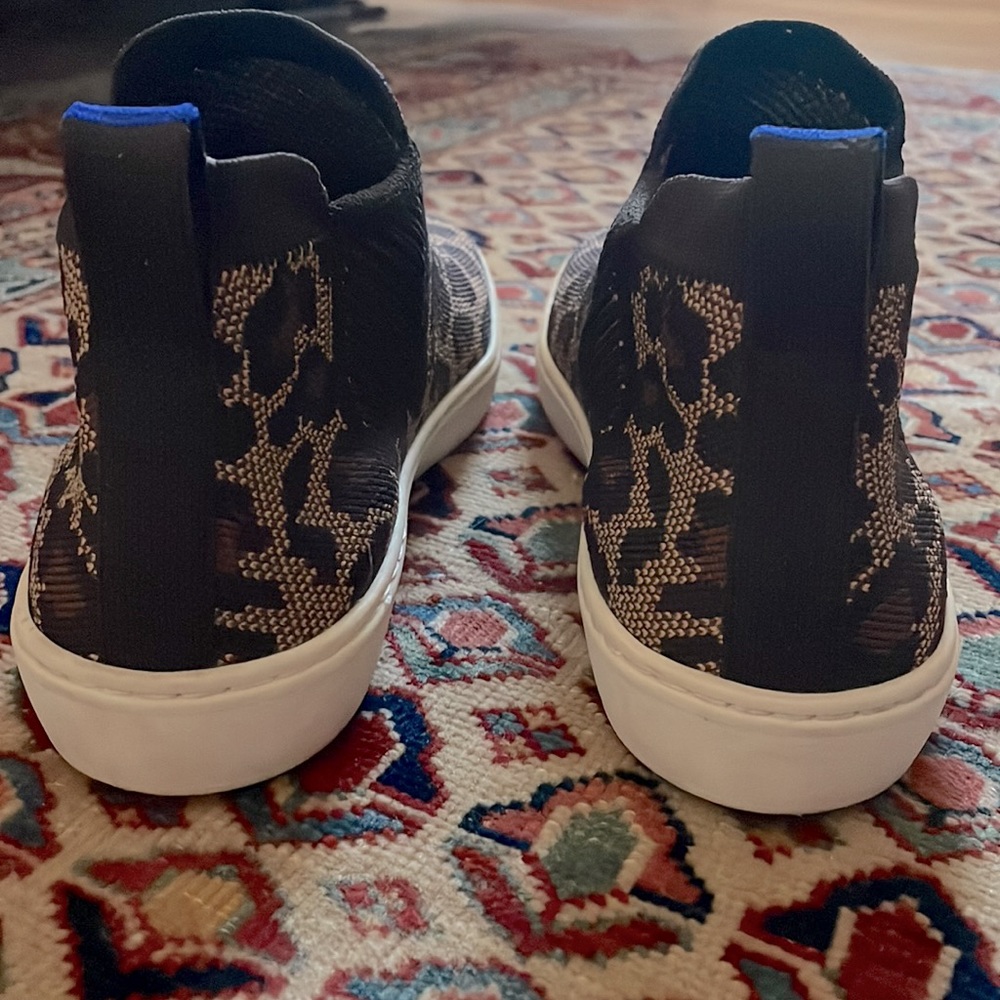 Rothy’s Big Cat Chelsea Boot Sneaker - Picture 5 of 7